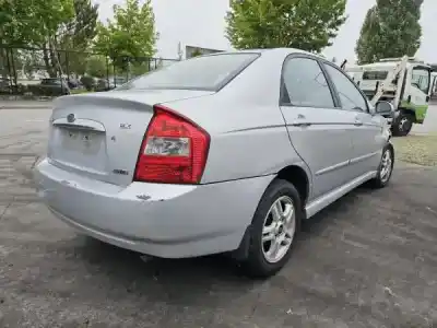 Veículo de Sucata kia cerato (ld) 1.5 crdi do ano 2005 alimentado d4fa