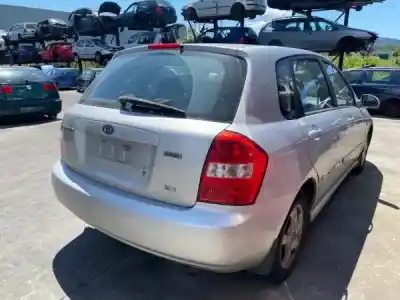 Scrapping Vehicle kia cerato (ld) 1.5 crdi of the year 2006 powered d4fa