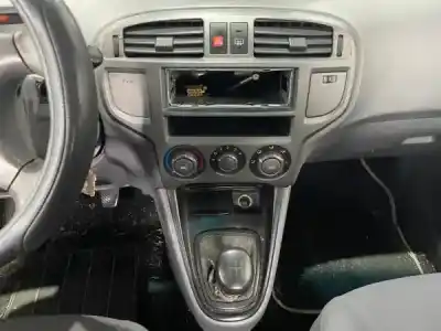 Здавання транспортного засобу hyundai matrix (fc) 1.5 crdi року 2004 потужний d3ea