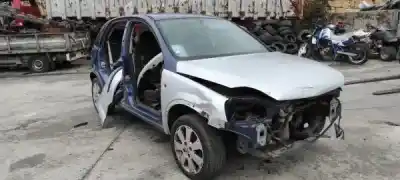 Veículo de Sucata opel corsa a caixa (s83) 1.2 (f08. w5l) do ano 2003 alimentado  Veículo de Sucata opel corsa a caixa (s83) 1.2 (f08. w5l) do ano 2003 alimentado