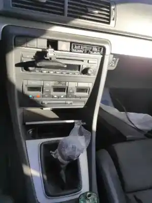 Здавання транспортного засобу audi a4 b7 avant (8ed) 2.0 tdi року 2023 потужний 