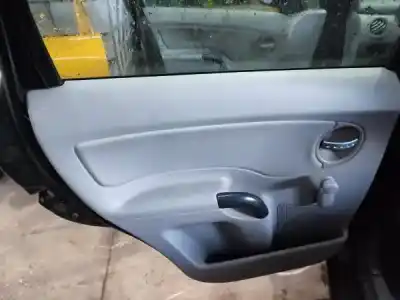 Veículo de Sucata citroen c3 i (fc_, fn_) 1.1 i do ano 2003 alimentado 