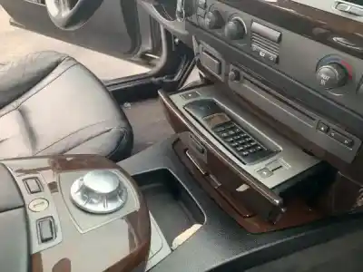 Scrapping Vehicle bmw 7 (e65, e66, e67) 730 d of the year 2003 powered m57 d30 (306d2)