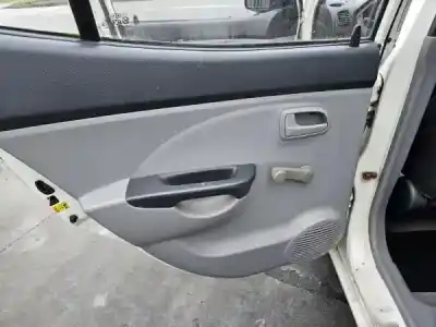 Veículo de Sucata kia picanto (ba) 1.1 crdi gasóleo 2008 5p do ano 2007 alimentado d3fa