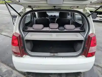 Veículo de Sucata kia picanto (ba) 1.1 crdi gasóleo 2008 5p do ano 2007 alimentado d3fa