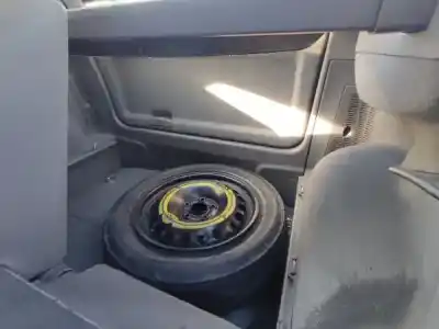 Veículo de Sucata audi a2 (8z0) 1.4 tdi do ano 2000 alimentado amf Veículo de Sucata audi a2 (8z0) 1.4 tdi do ano 2000 alimentado amf