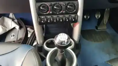 Здавання транспортного засобу mini mini (r50, r53) cooper року 2005 потужний w11 b16 a