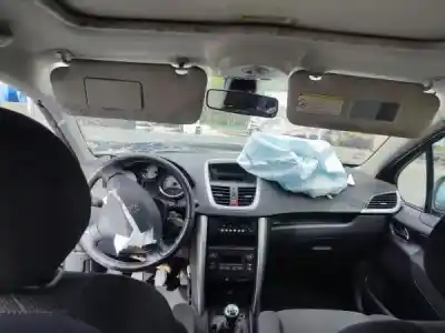 Sloopvoertuig peugeot 207 (wa_, wc_) 1.6 hdi van het jaar 2008 aangedreven 9hx (dv6ated4)