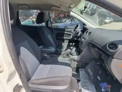 Sloopvoertuig ford focus ii (da_) gasóleo 2007 5p van het jaar 2006 aangedreven 