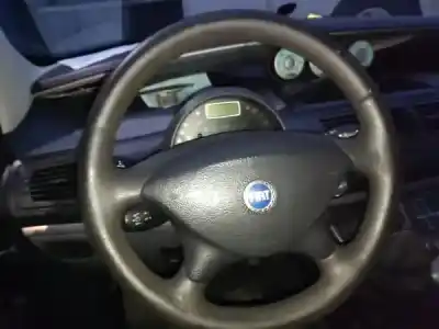 Veículo de Sucata fiat ulysse (179_) 2.0 jtd do ano 2004 alimentado rhw (dw10ated4)