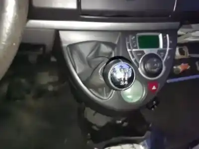 Veículo de Sucata fiat ulysse (179_) 2.0 jtd do ano 2004 alimentado rhw (dw10ated4)