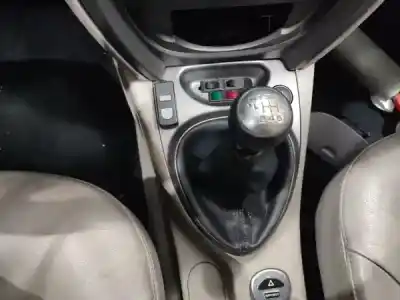 Verschrottungsfahrzeug citroen c5 ii (rc_) 2.2 hdi des jahres 2006 angetrieben 4ht (dw12bted4)