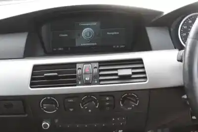 Veicolo di demolizione bmw 5 (e60) 525 d dell'anno 2005 alimentato m57 d25 (256d2)