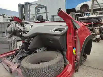 Veículo de Sucata peugeot 2008 i (cu_) 1.6 bluehdi 100 do ano 2017 alimentado bhy (dv6fd)