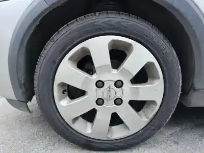 Veículo de Sucata opel corsa c (x01) 1.2 (f08, f68) do ano 2002 alimentado z 12 xe Veículo de Sucata opel corsa c (x01) 1.2 (f08, f68) do ano 2002 alimentado z 12 xe