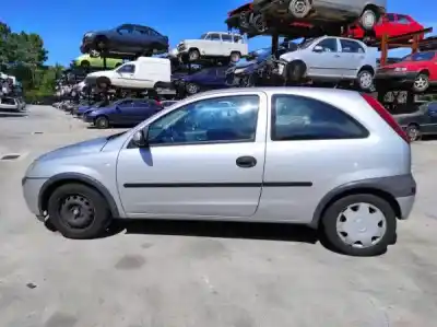 Scrapping Vehicle opel corsa c (x01) 1.7 di (f08, f68) of the year 2001 powered y 17 dtl