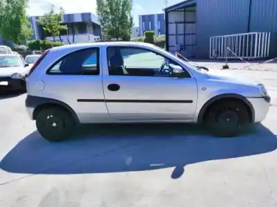 Scrapping Vehicle opel corsa c (x01) 1.7 di (f08, f68) of the year 2001 powered y 17 dtl