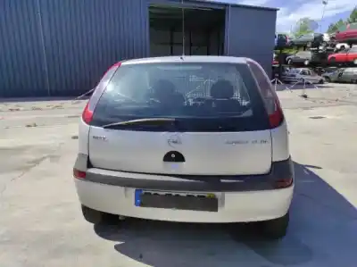 Scrapping Vehicle opel corsa c (x01) 1.7 di (f08, f68) of the year 2001 powered y 17 dtl
