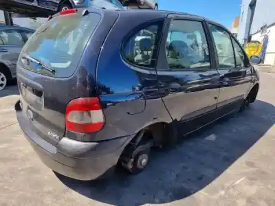 Véhicule à la ferraille renault megane scenic (ja0/1_) 1.9 dti (ja0n) de l'année 2000 alimenté 