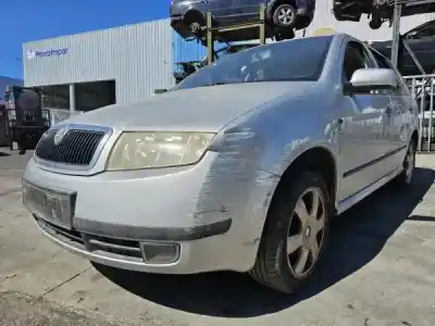 Véhicule à la ferraille skoda fabia i combi (6y5) 1.4 16v de l'année 2001 alimenté bbz