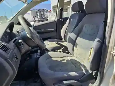 Véhicule à la ferraille skoda fabia i combi (6y5) 1.4 16v de l'année 2001 alimenté bbz