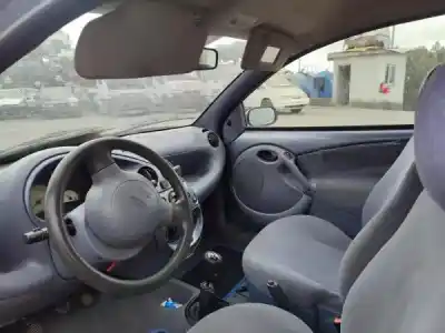 Veículo de Sucata ford ka (rb_) 1.3 i do ano 1998 alimentado 