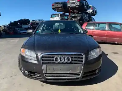 Scrapping Vehicle AUDI A4 B7 (8EC) 2.0 TDI of the year 2006 powered BRD