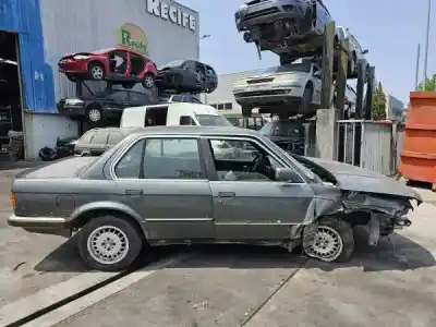 Véhicule à la ferraille bmw 3 (e30) 324 d de l'année 1998 alimenté m21 d24 (246da)
