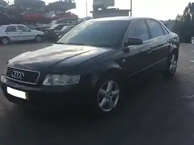 Véhicule à la ferraille audi a4 b6 (8e2) 1.9 tdi de l'année 2018 alimenté  Véhicule à la ferraille audi a4 b6 (8e2) 1.9 tdi de l'année 2018 alimenté