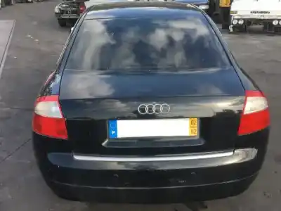 Véhicule à la ferraille audi a4 b6 (8e2) 1.9 tdi de l'année 2018 alimenté  Véhicule à la ferraille audi a4 b6 (8e2) 1.9 tdi de l'année 2018 alimenté