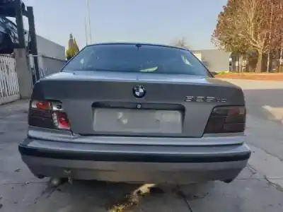 Veicolo di demolizione bmw 3 (e36) 325 td dell'anno 2004 alimentato m51 d25 (256t1)