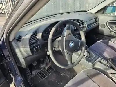 Scrapping Vehicle bmw 3 (e36) 325 tds of the year 2001 powered m51 d25 (256t1)