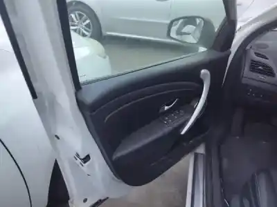 Veículo de Sucata renault fluence (l30_) z.e. elétrico 2013 4p do ano 2013 alimentado 5am 400