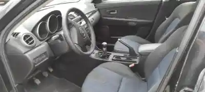 Veicolo di demolizione mazda 3 (bk) 1.3 (bk14) dell'anno 2004 alimentato 0