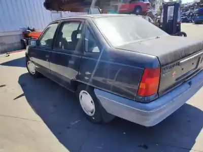 Veículo de Sucata opel kadett e 1.4 cat (2h6) do ano 1990 alimentado 14 nv
