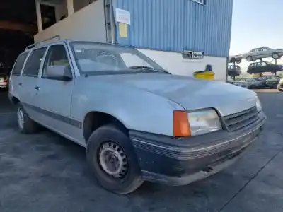 Veículo de Sucata opel kadett e combi (t85) 1.4 s (c15. c35. d15. d35) do ano 1990 alimentado 14 nv