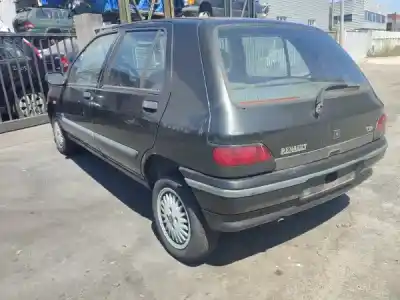 Verschrottungsfahrzeug renault clio i (b/c57_, 5/357_) 1.2 (5/357y 5/357k) des jahres 1995 angetrieben d7f 730