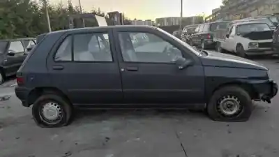 Veicolo di demolizione renault clio i (b/c57_, 5/357_) 1.2 (5/357y 5/357k) dell'anno 2025 alimentato 