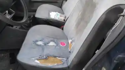 Veicolo di demolizione renault clio i (b/c57_, 5/357_) 1.2 (5/357y 5/357k) dell'anno 2025 alimentato 