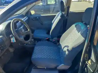 Veículo de Sucata opel corsa b (s93) 1.2 i (f08 f68 m68) do ano 1996 alimentado 