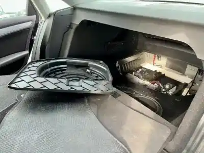 Veículo de Sucata audi a4 (8k2, b8) 26.580 gasóleo 2008 4p do ano 2008 alimentado cgka