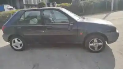 Sloopvoertuig ford fiesta iv (ja_, jb_) 1.25 i 16v gasolina 1998 5p van het jaar 1997 aangedreven 