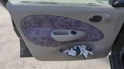 Sloopvoertuig ford fiesta iv (ja_, jb_) 1.25 i 16v gasolina 1998 5p van het jaar 1997 aangedreven 