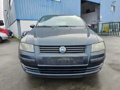 Veicolo di demolizione fiat stilo (192) 1.2 16v dell'anno 2003 alimentato 188 a5.000