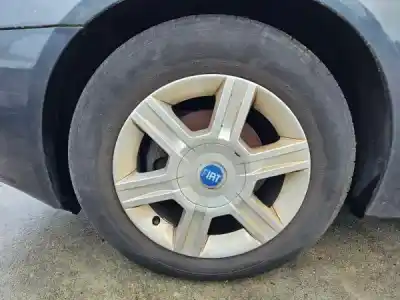 Veicolo di demolizione fiat stilo (192) 1.2 16v dell'anno 2003 alimentato 188 a5.000