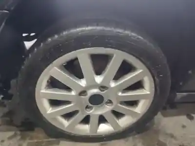 Здавання транспортного засобу volvo v40 combi (vw) 1.9 td gasóleo 1997 5p року 1997 потужний d 4192 t