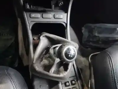 Здавання транспортного засобу volvo v40 combi (vw) 1.9 td gasóleo 1997 5p року 1997 потужний d 4192 t