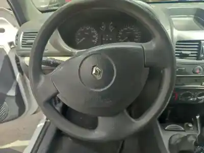 Veículo de Sucata renault clio ii (bb_, cb_) 1.5 dci (b/cb07) do ano 2002 alimentado k9k 700|k9k 704