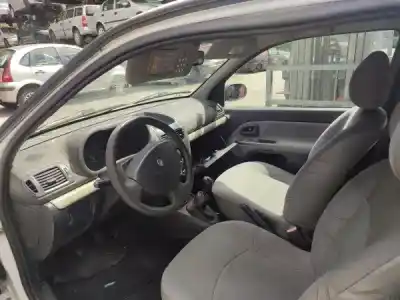 Veículo de Sucata renault clio ii (bb_, cb_) 1.5 dci (b/cb07) do ano 2002 alimentado k9k 700|k9k 704