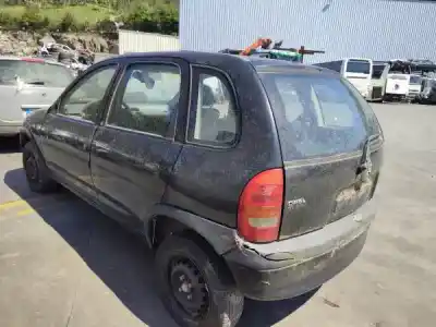 Veículo de Sucata opel corsa b (s93) 1.0 i 12v (f08. f68. m68) do ano 1998 alimentado x 10 xe
